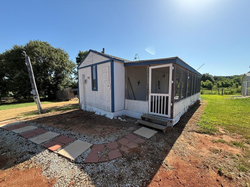 1362 Woodridge Property Photo 10