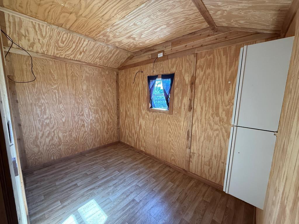 1362 Woodridge Property Photo 18