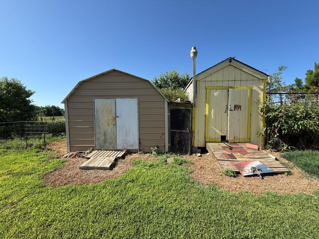 1362 Woodridge Property Photo 22