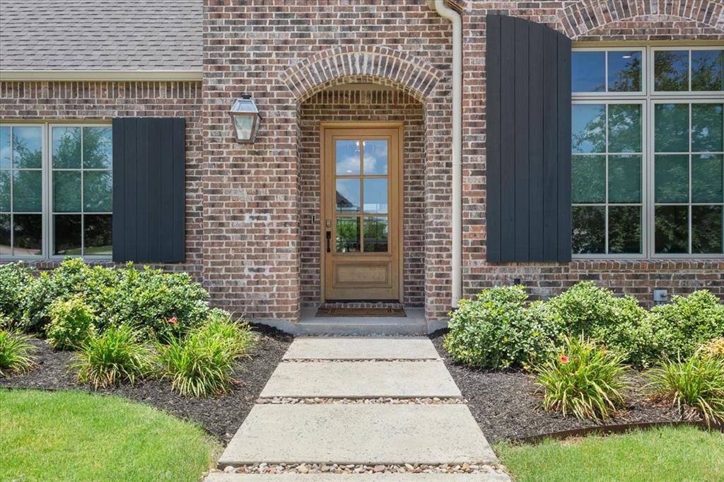 14019 Rw Court Property Photo 2