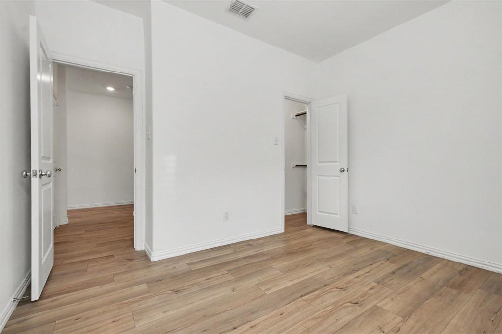 1118 Mahogany Lane Property Photo 19