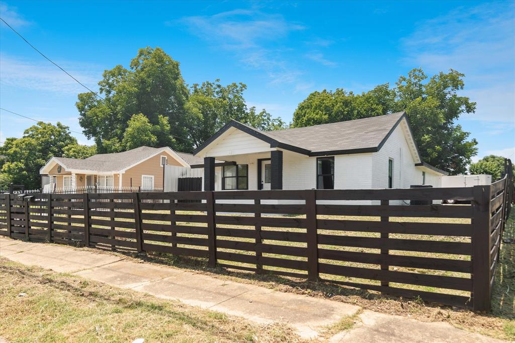 4201 Easter Avenue Property Photo 3