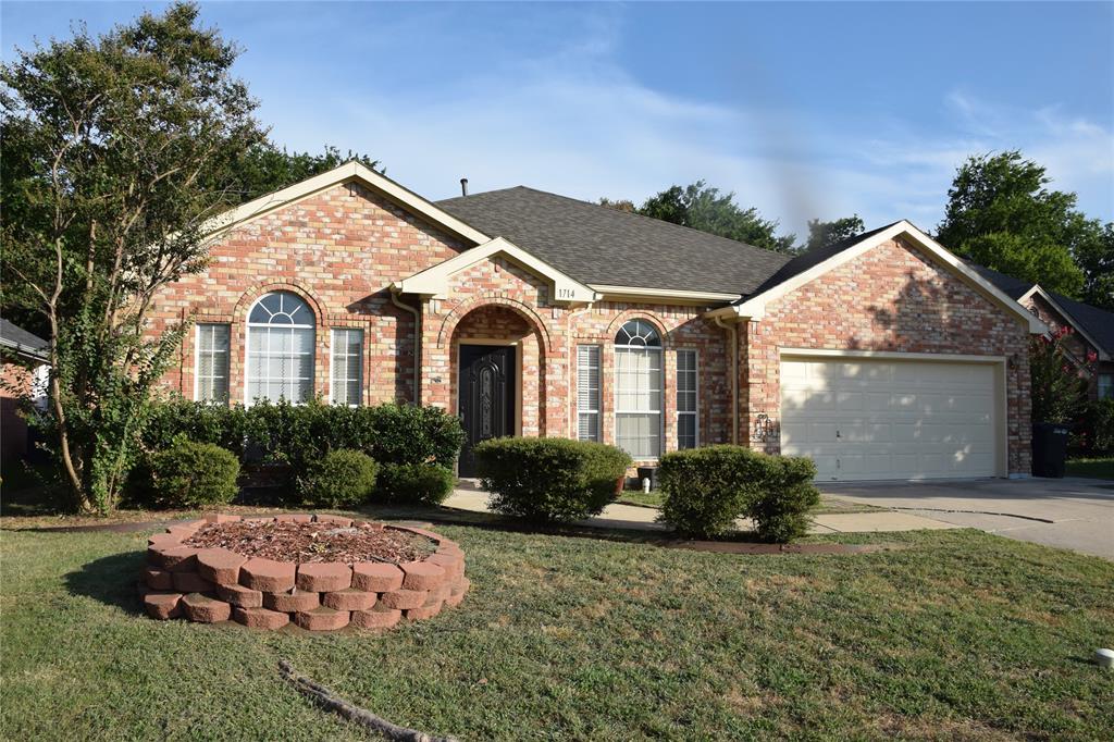 1714 Farmington Drive Property Photo 1