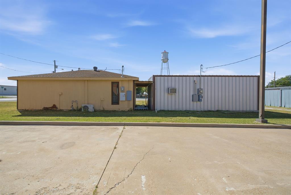 107 Briscoe Property Photo 13