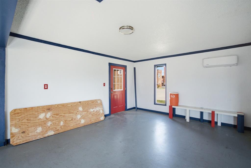 107 Briscoe Property Photo 18