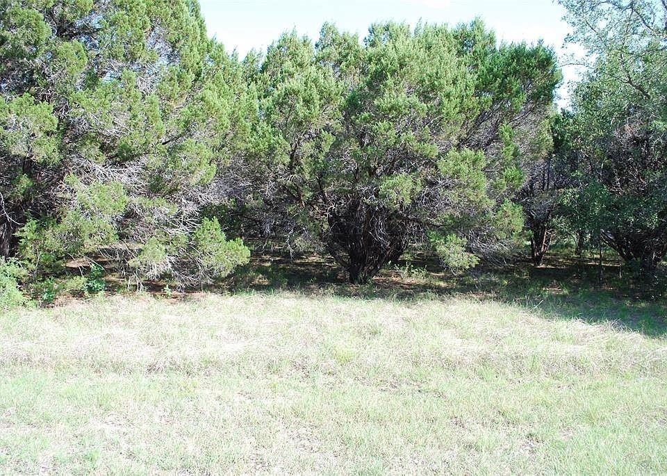 38048 Brookside Drive Property Photo 2