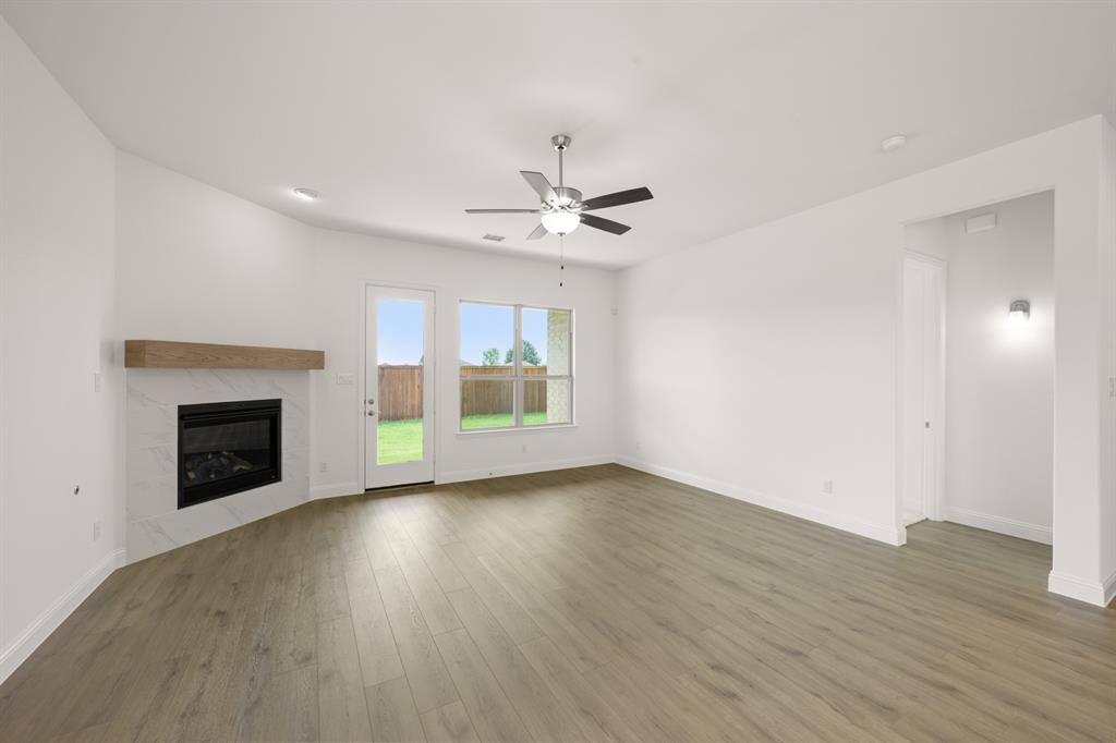 2662 Hot Springs Drive Property Photo 12
