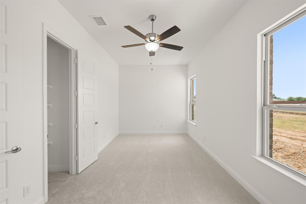 2662 Hot Springs Drive Property Photo 22