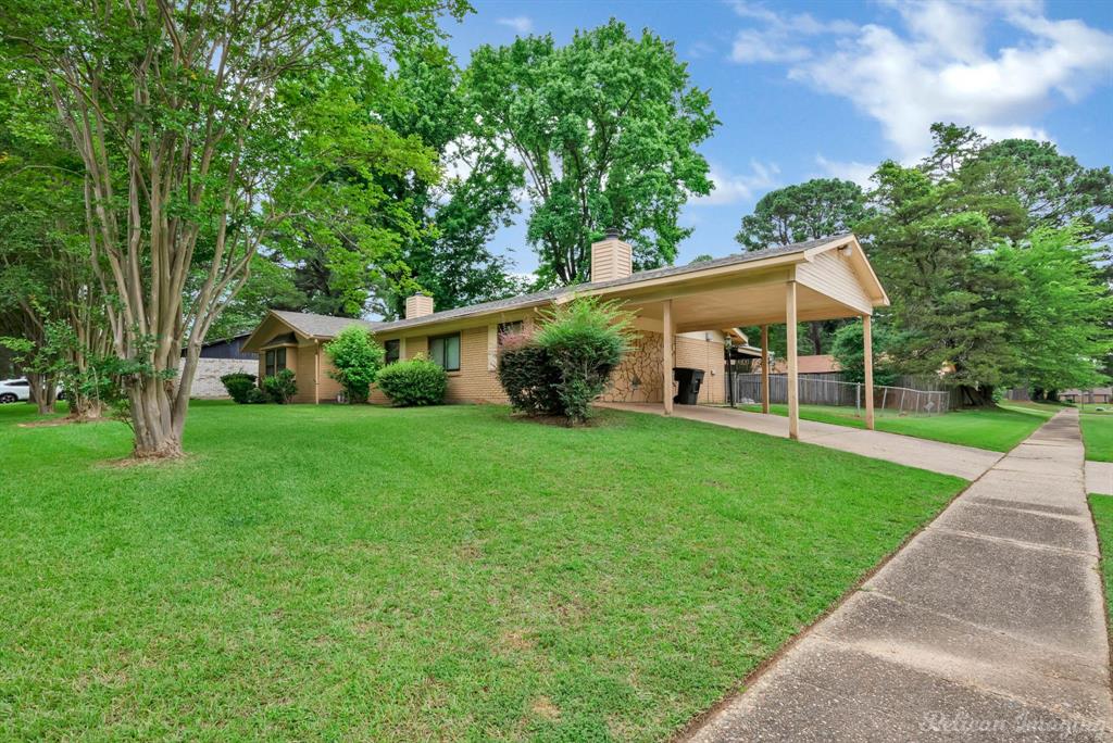 2902 Jonathan Lane Property Photo 1