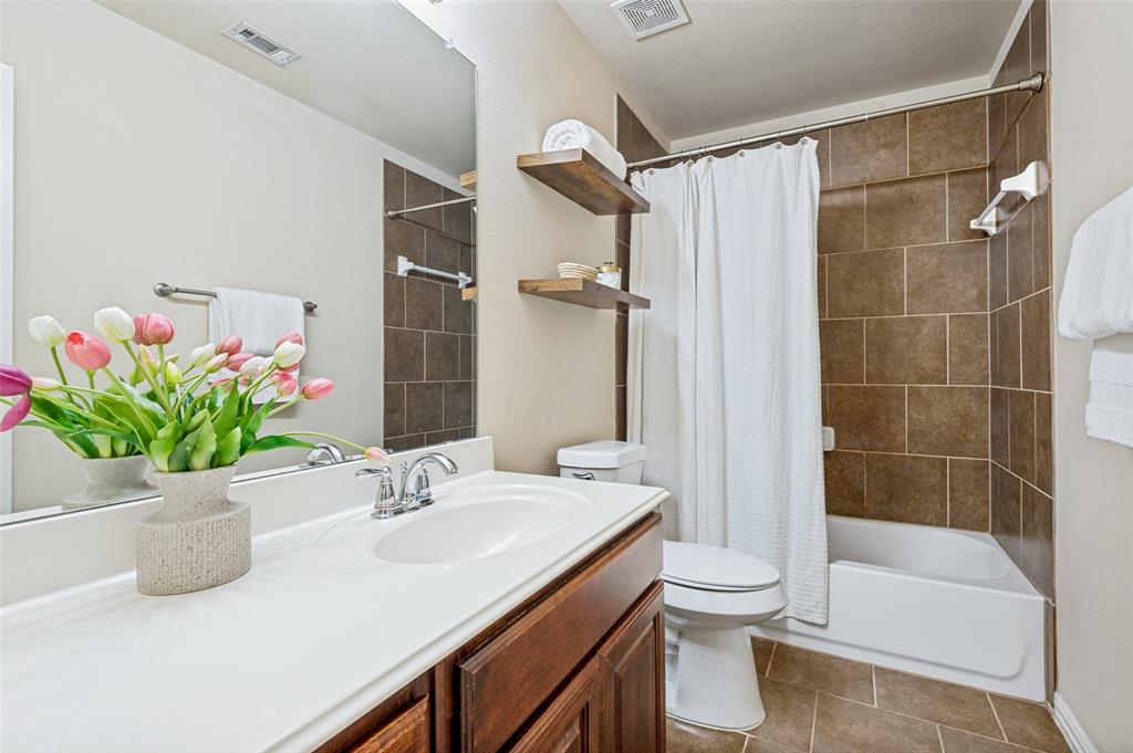 4916 Empire Way Property Photo 17