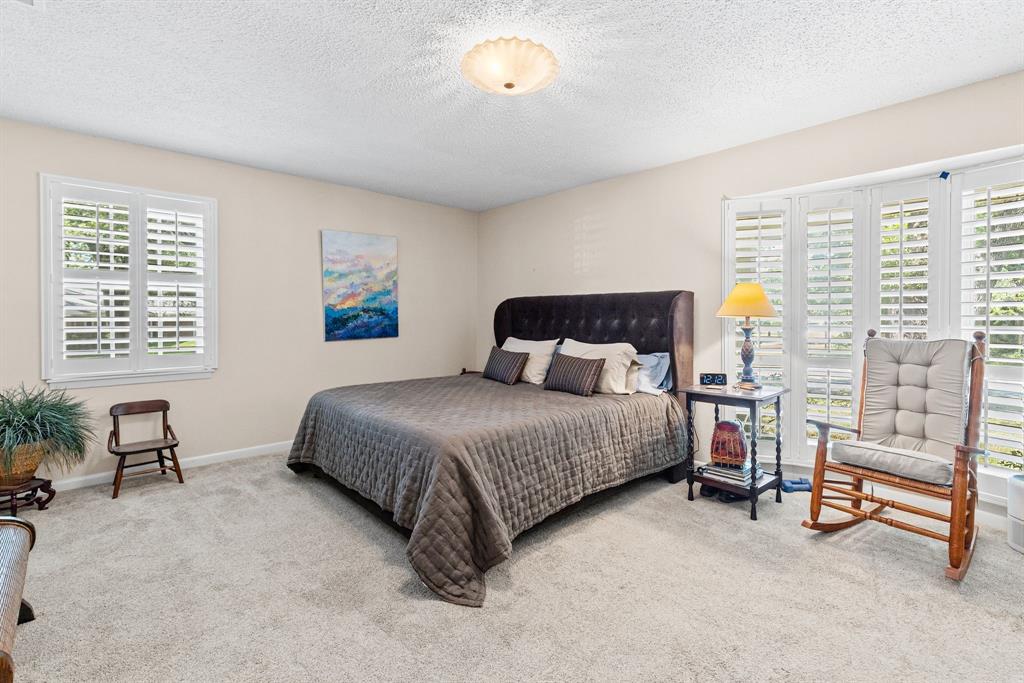 2712 Rix Street Property Photo 17