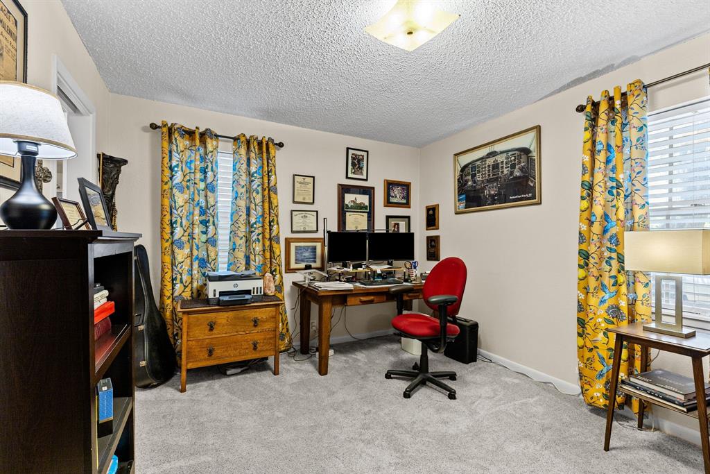 2712 Rix Street Property Photo 22