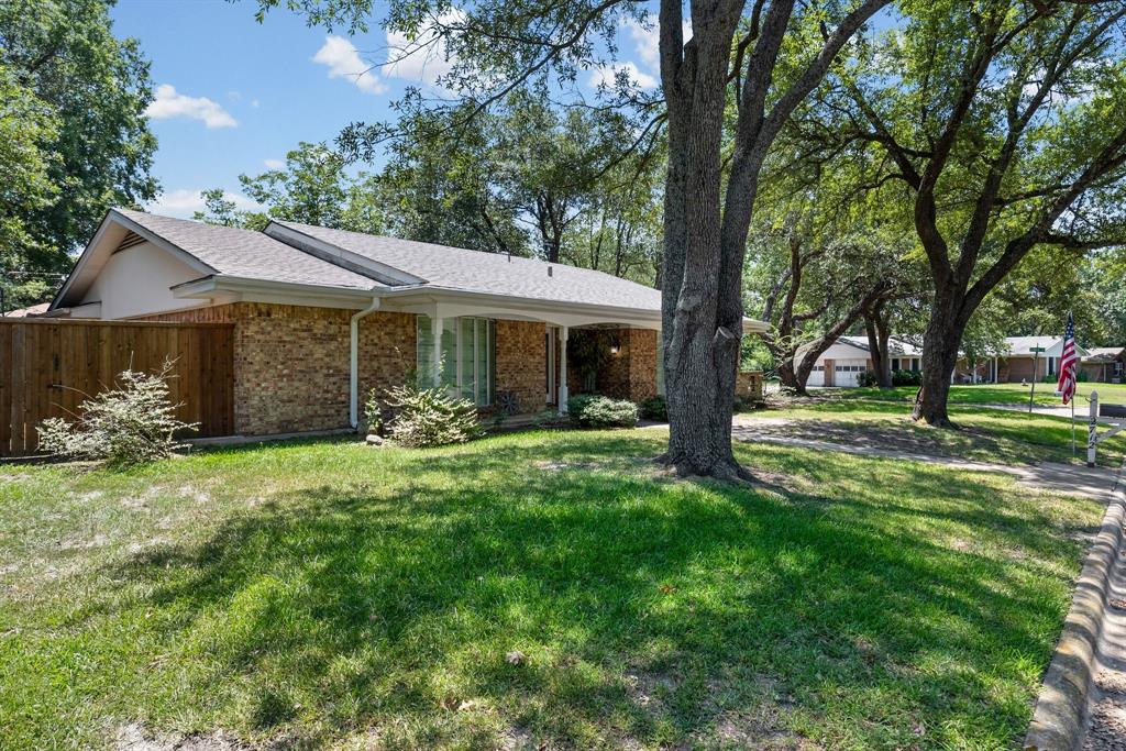 2712 Rix Street Property Photo 27