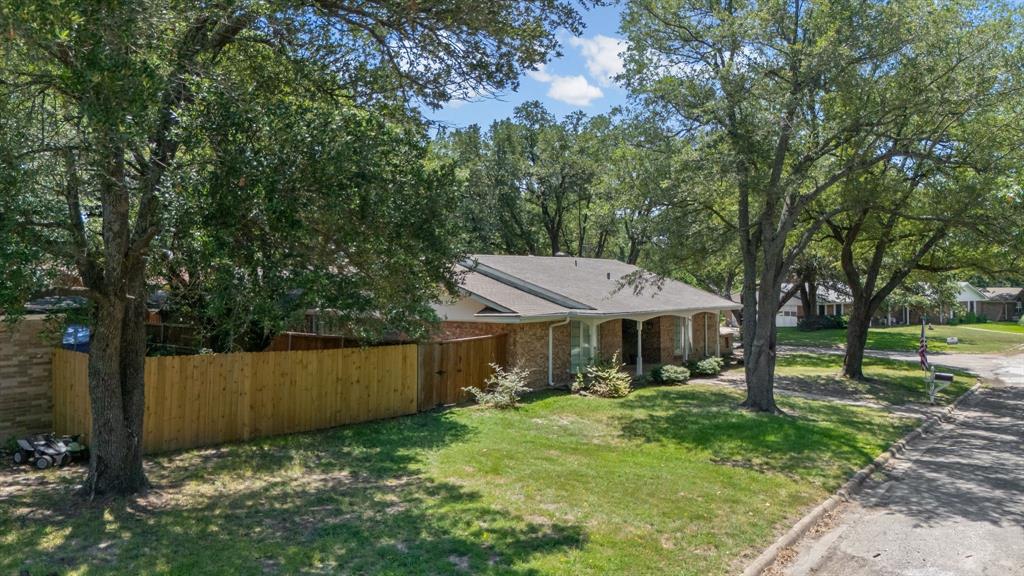 2712 Rix Street Property Photo 31