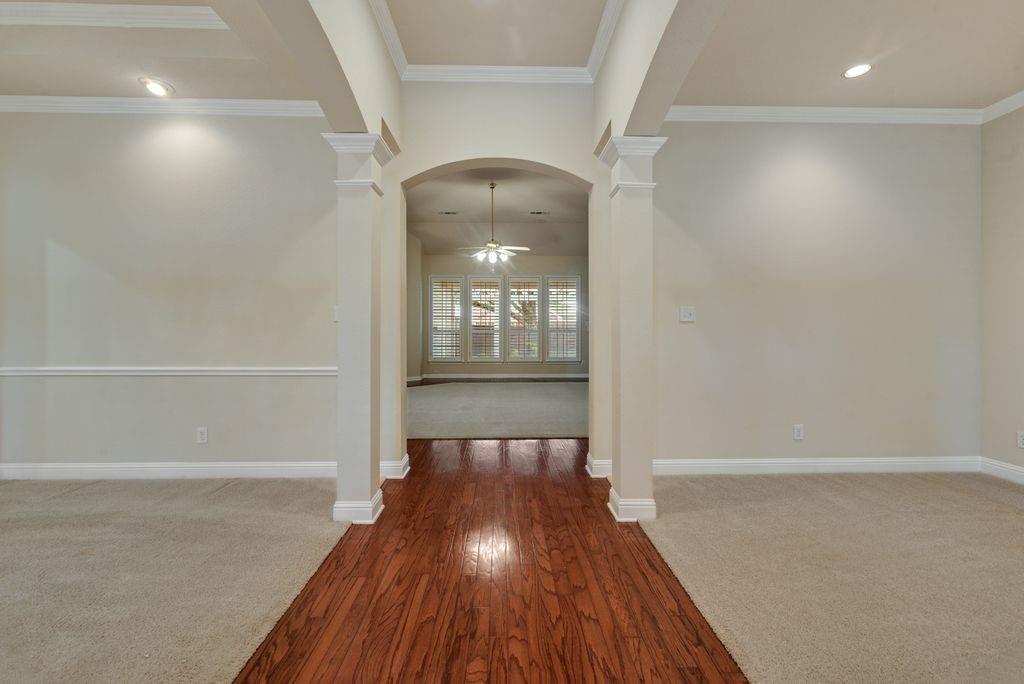 11781 Humberside Drive Property Photo 8
