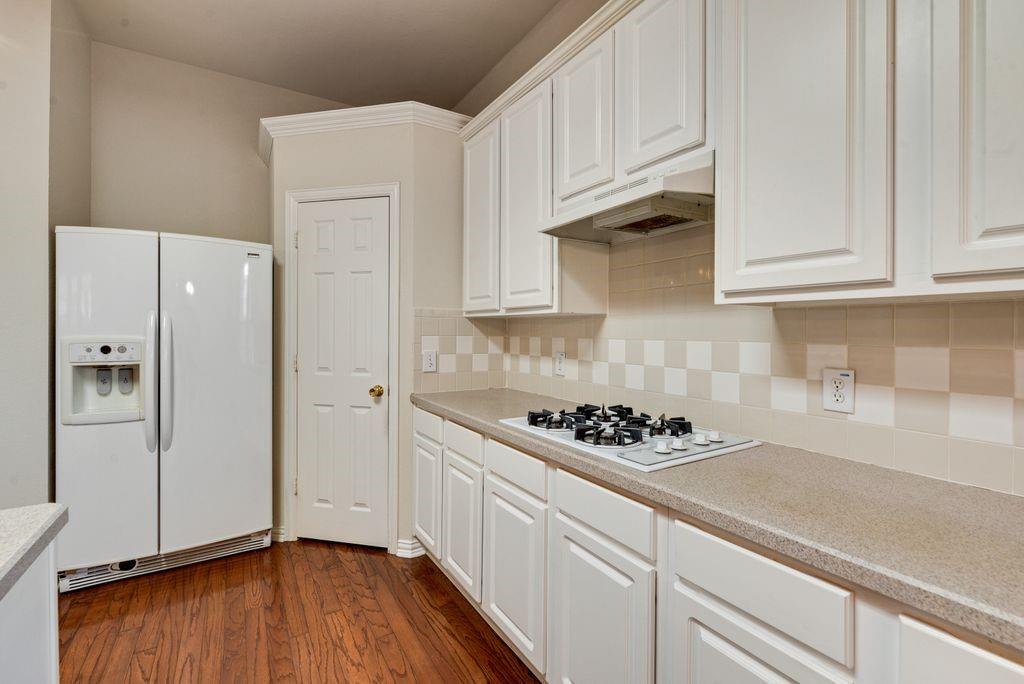 11781 Humberside Drive Property Photo 13