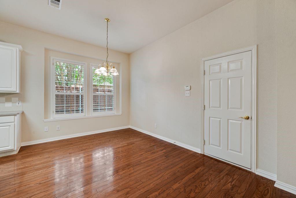 11781 Humberside Drive Property Photo 16