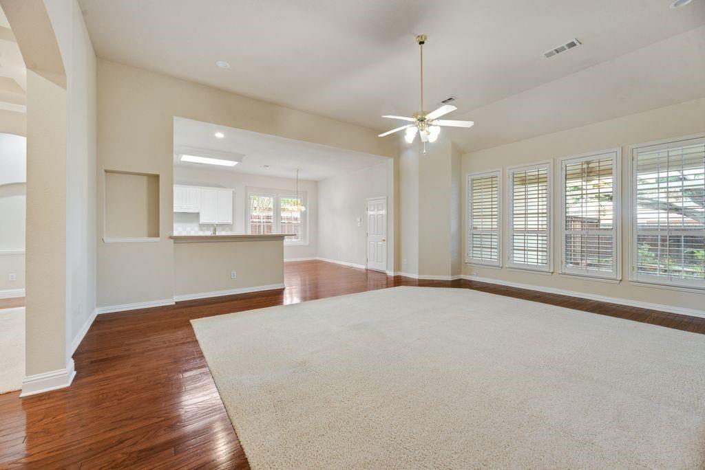 11781 Humberside Drive Property Photo 19
