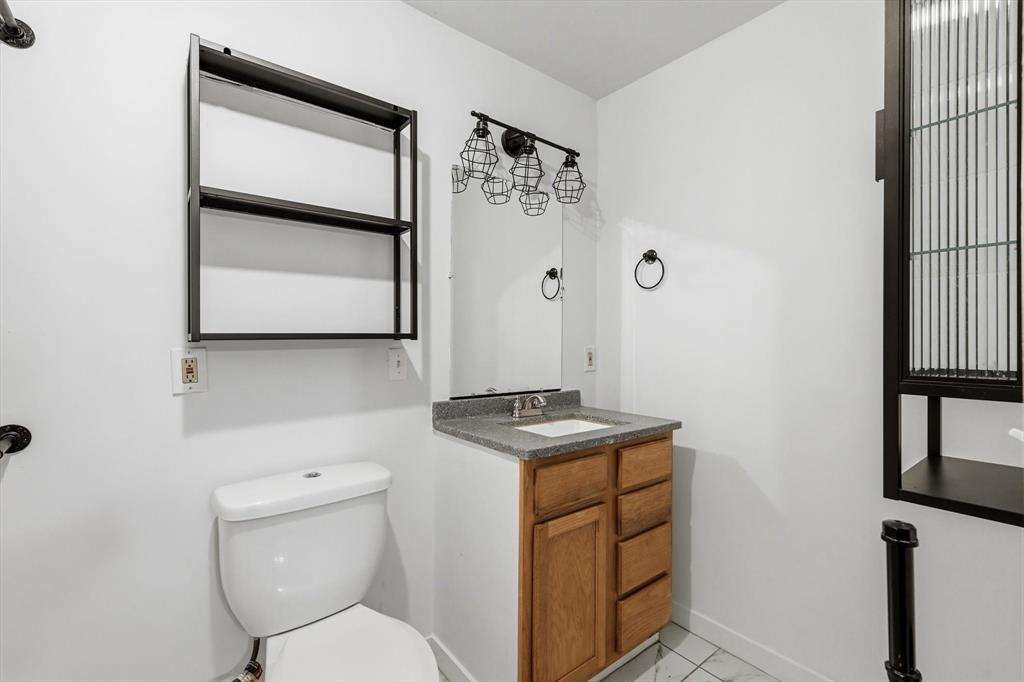 415 S Britain Road Property Photo 38