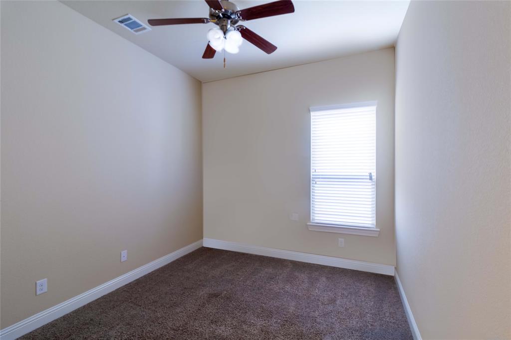 15613 Renshaw Way Property Photo 7