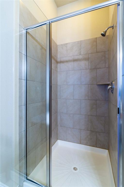 15613 Renshaw Way Property Photo 15