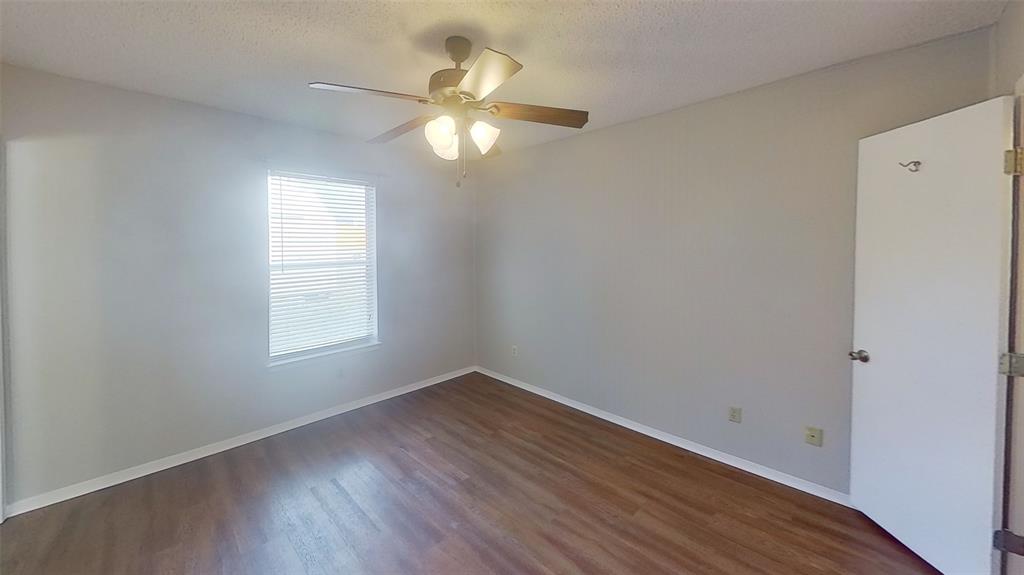 701 S Valentine Drive Property Photo 8