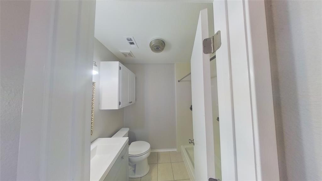 701 S Valentine Drive Property Photo 10