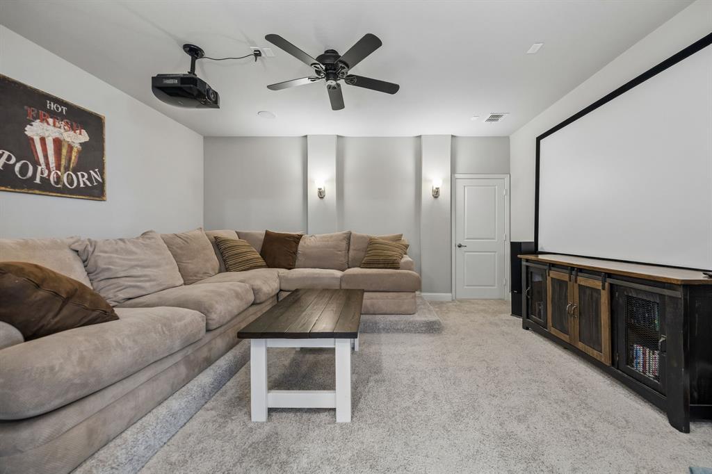 1116 Macgregor Lane Property Photo 4