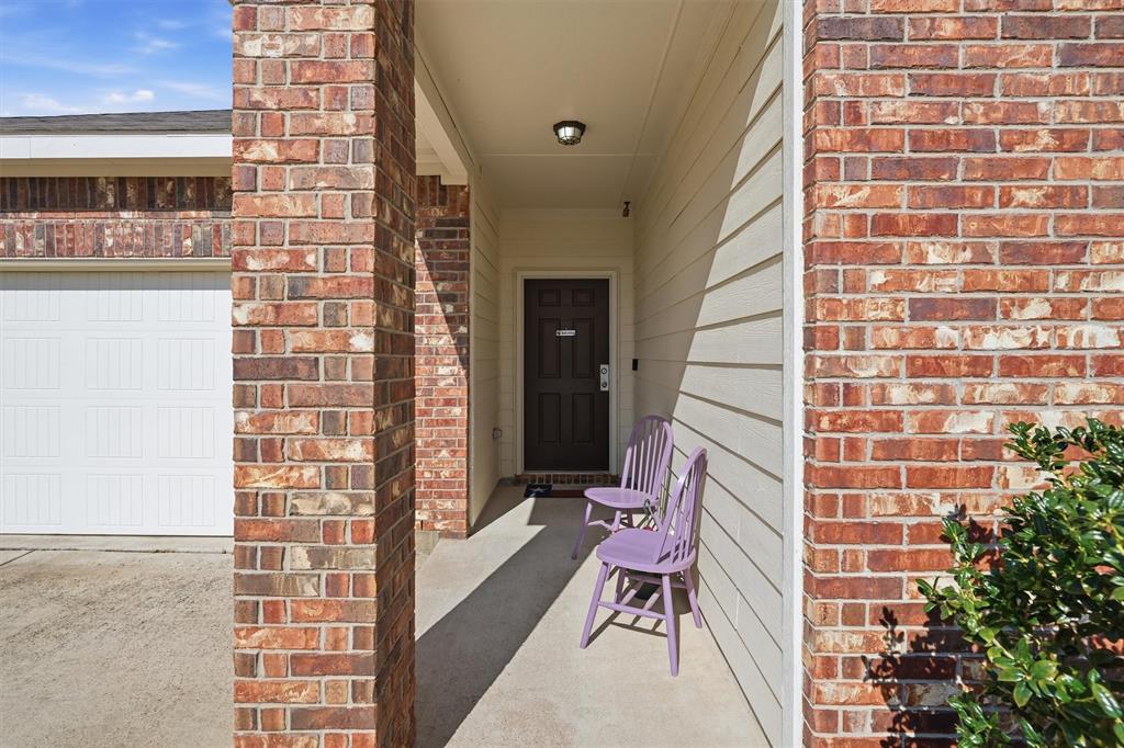540 S Heights Drive Property Photo 4