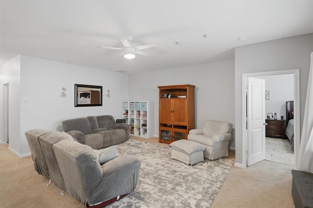 540 S Heights Drive Property Photo 8