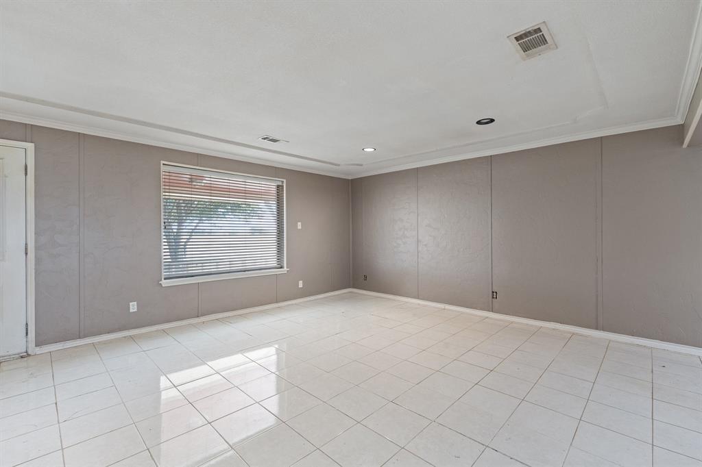 4709 W Fm 917 Property Photo 8