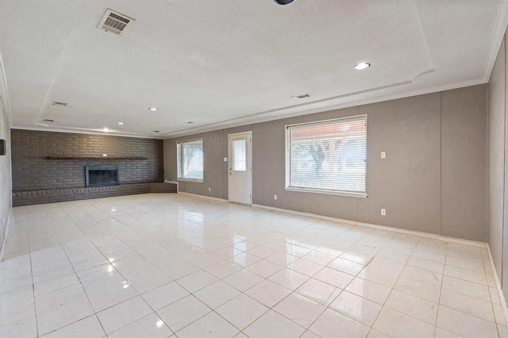 4709 W Fm 917 Property Photo 9