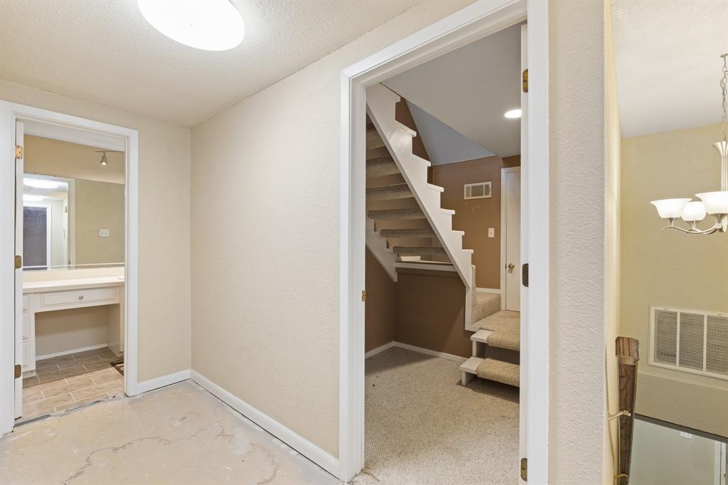 4709 W Fm 917 Property Photo 28