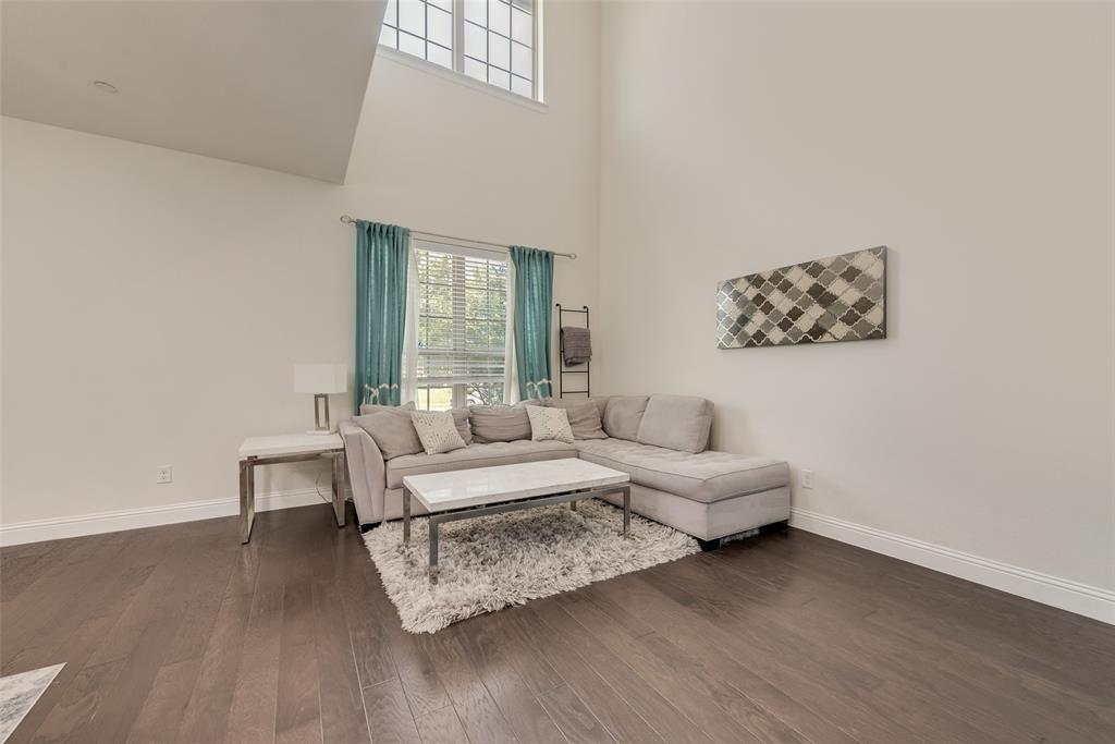 3704 Lantern Lane Property Photo 5
