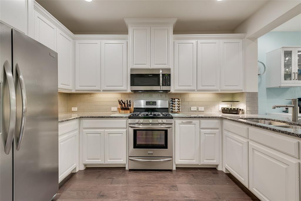 3704 Lantern Lane Property Photo 12