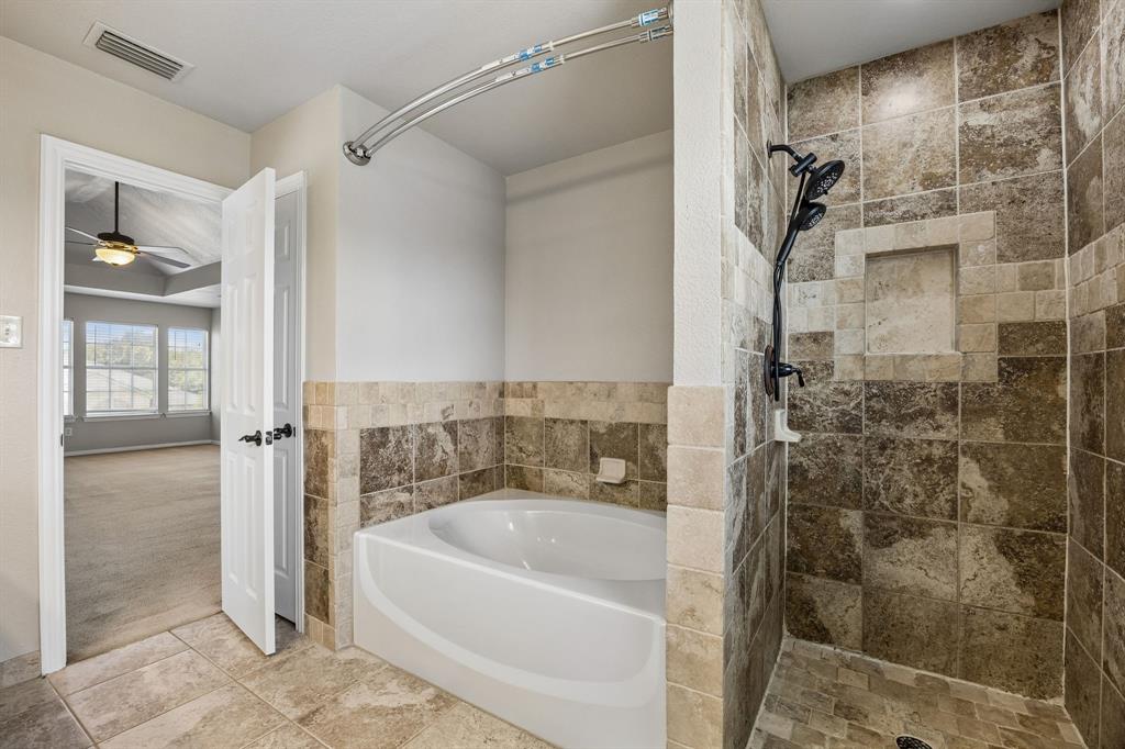 4217 Bent Oaks Drive Property Photo 17