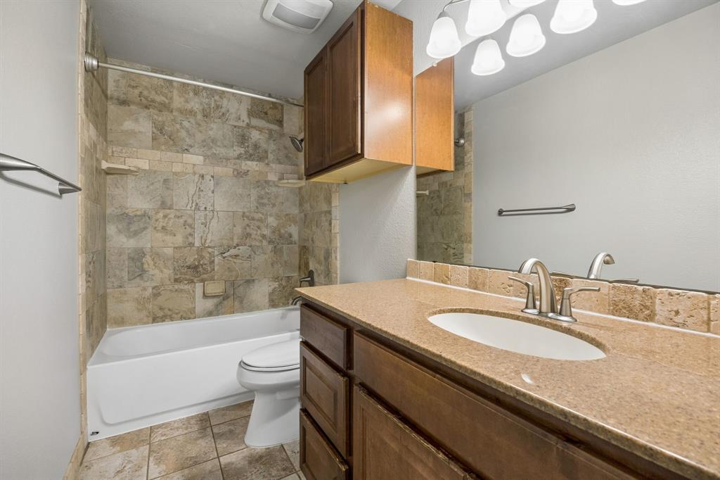 4217 Bent Oaks Drive Property Photo 21