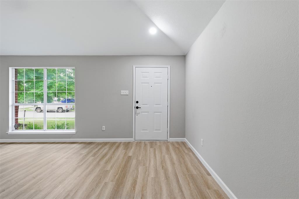 2051 Sunny Side Drive Property Photo 8