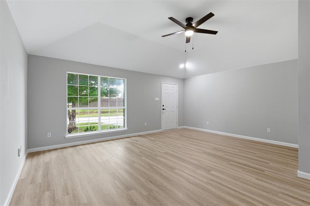 2051 Sunny Side Drive Property Photo 10