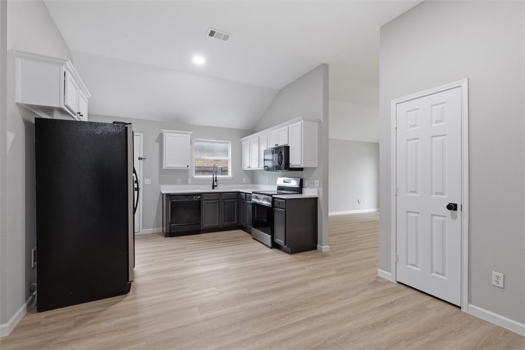 2051 Sunny Side Drive Property Photo 16