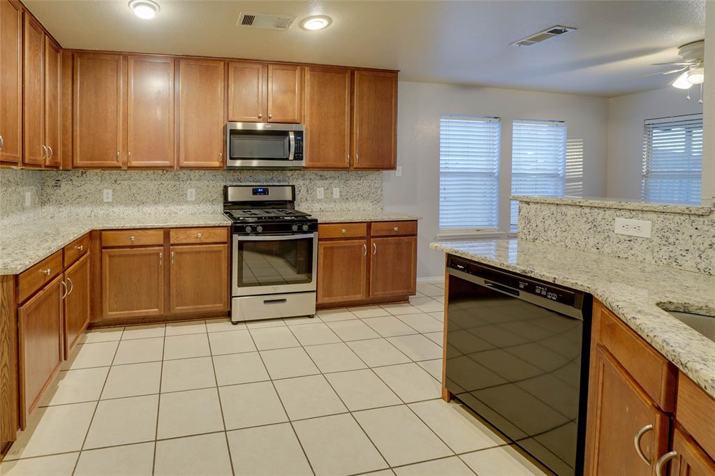 506 Hickory Lane Property Photo 3