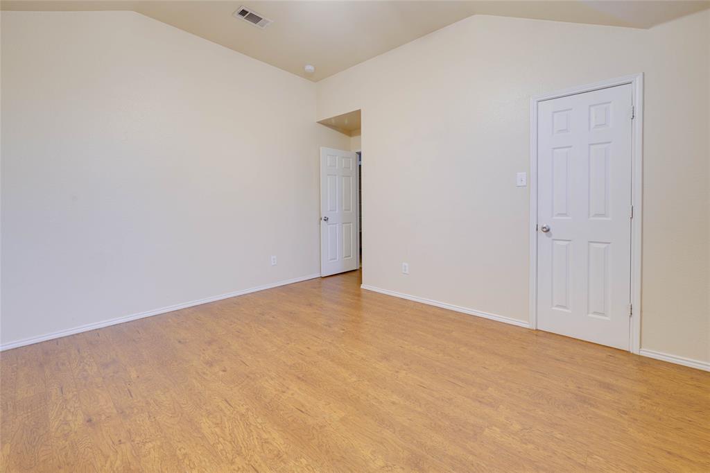 506 Hickory Lane Property Photo 11