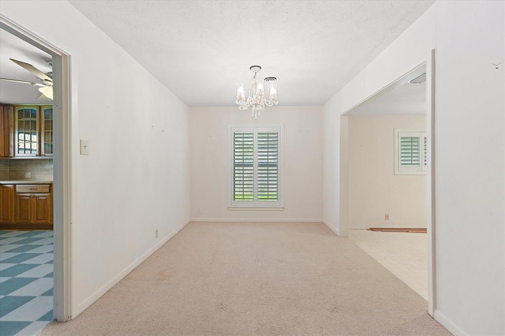 849 Berkinshire Drive Property Photo 16
