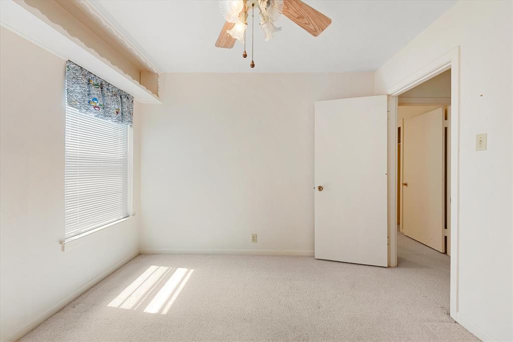 849 Berkinshire Drive Property Photo 19