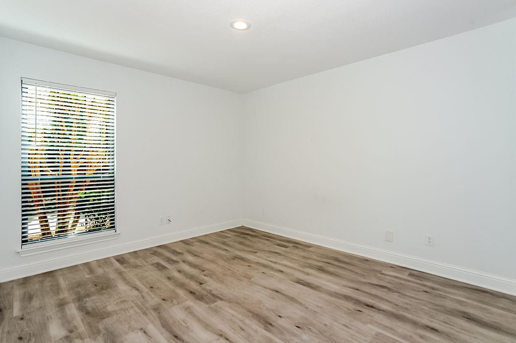 16301 Ledgemont Lane 101 Property Photo 17