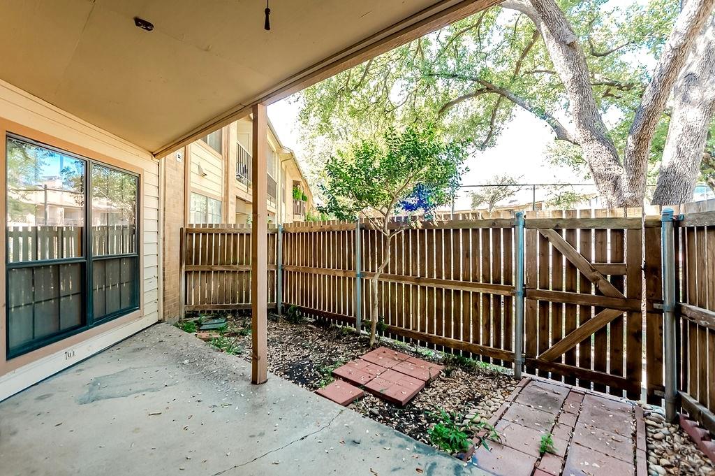 16301 Ledgemont Lane 101 Property Photo 19