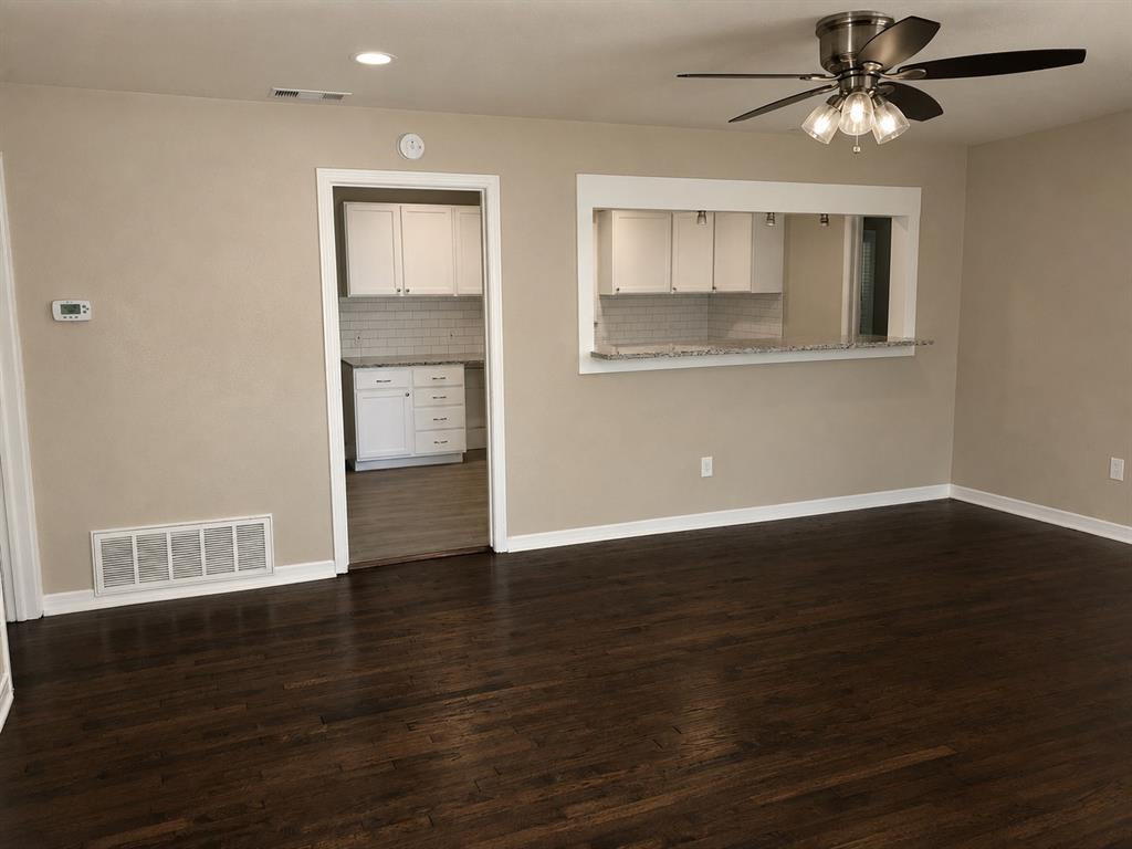 1806 Austin Drive Property Photo 3