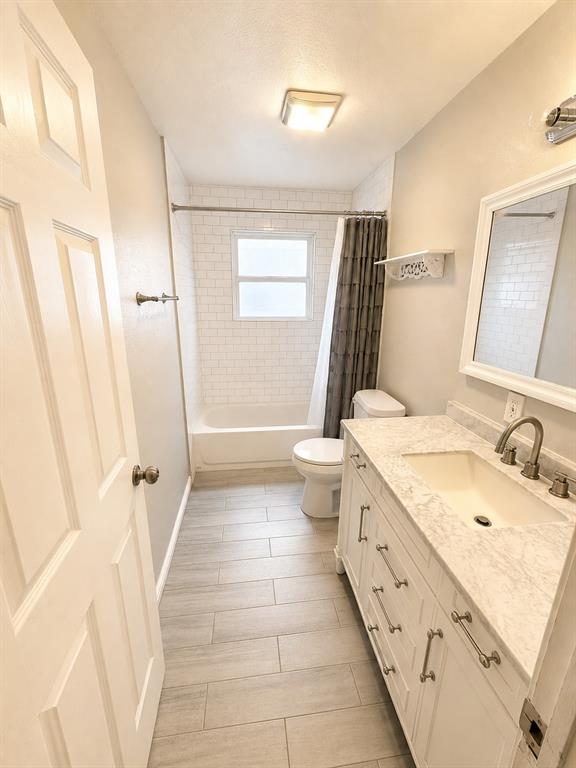 1806 Austin Drive Property Photo 7