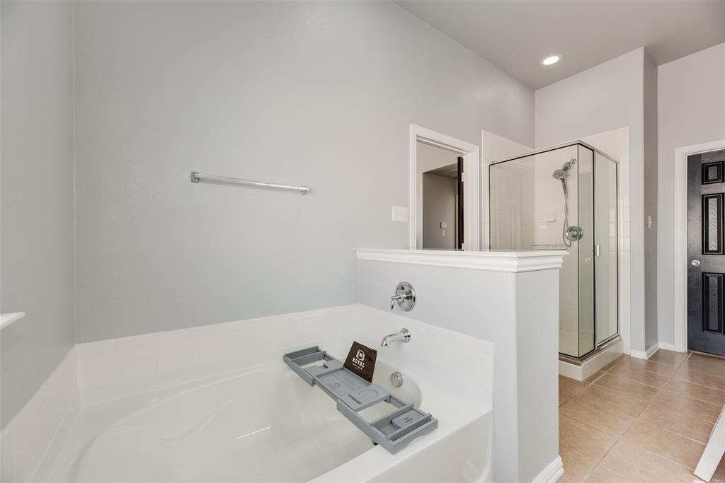 221 Bluefinch Drive Property Photo 17