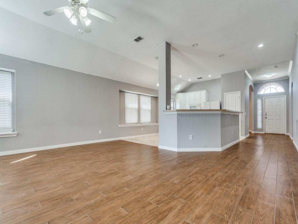 1720 Hackberry Branch Drive Property Photo 5